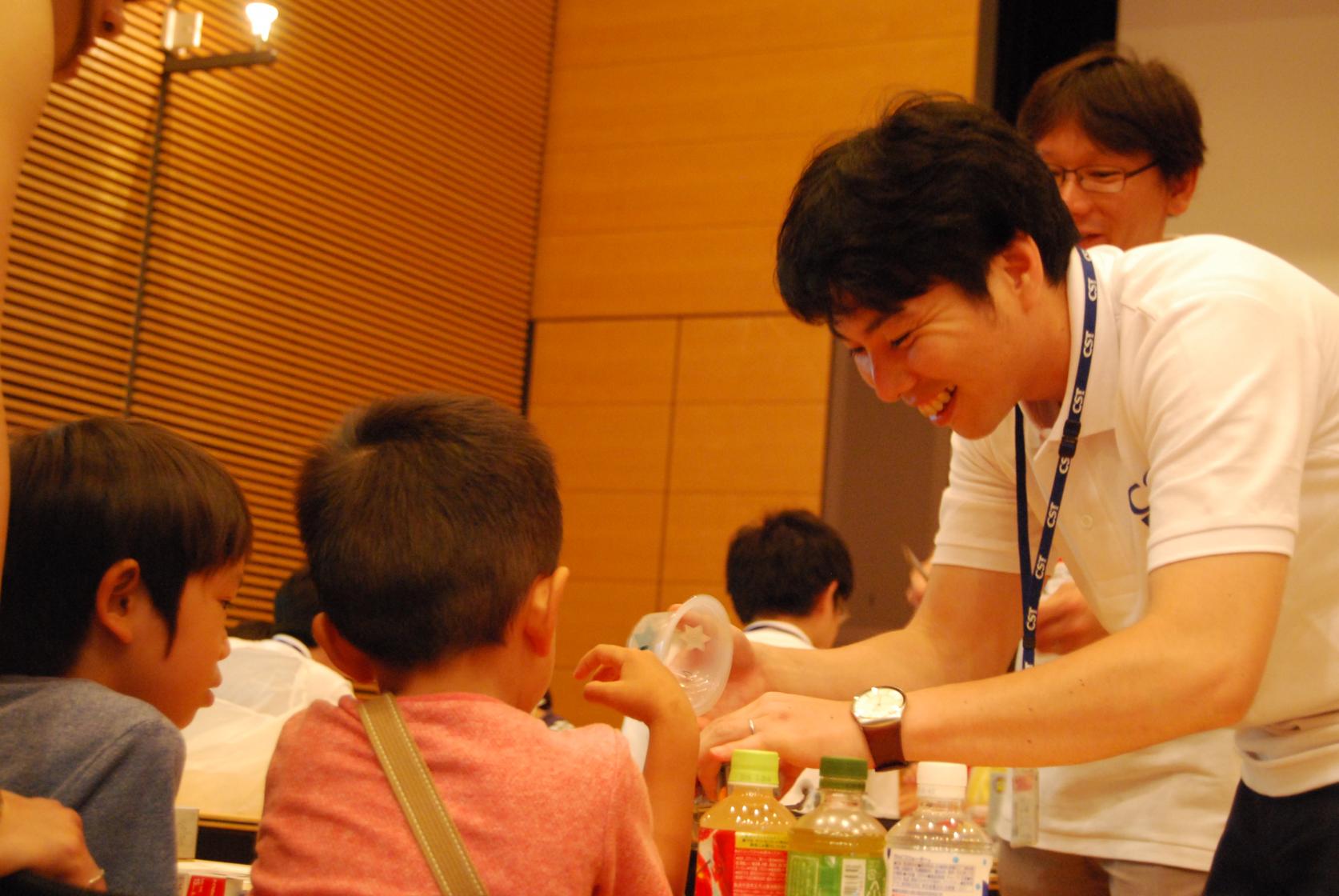 【開催報告】小学生のための夏休み「自由研究」教室、今年も元気な未来のエンジニアたちで大変盛り上がりました。 