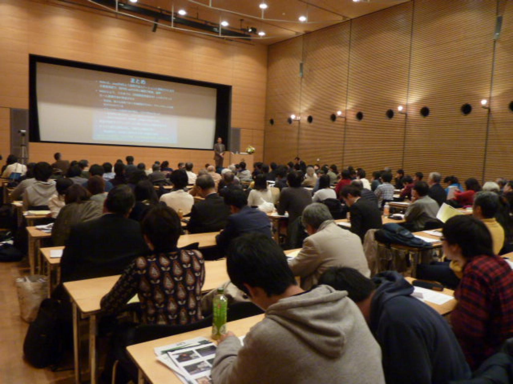 第３２回日本大学理工学部図書館公開講座  「全天Ｘ線観測で探し出すブラックホールと重力波源」　が終了しました