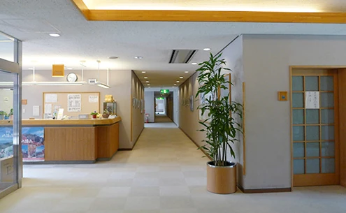 八海山セミナーハウス エントランス