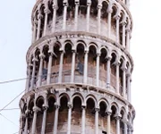 ピサの斜塔