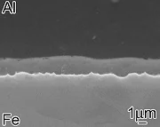 接合界面組織の電子顕微鏡像の一例．