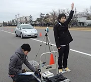 車両接近通報音による認知距離の測定実験