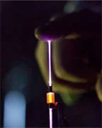 手で触れる“１万度”のプラズマ