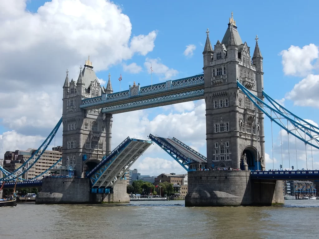 タワーブリッジ（ロンドン）