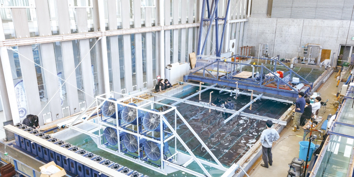 海洋建築工学水槽